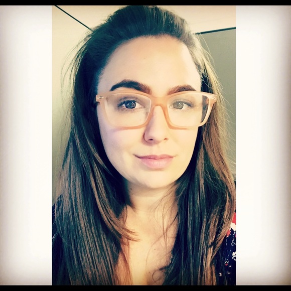 Met Your Posher - Picture 1 of 2